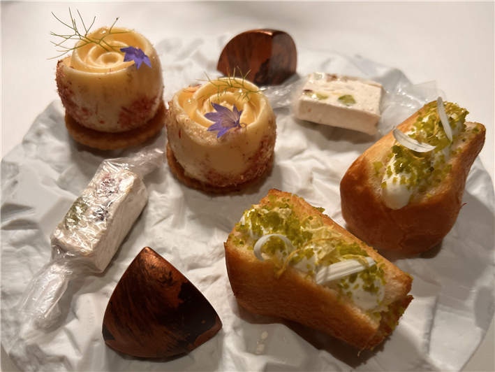 petit fours